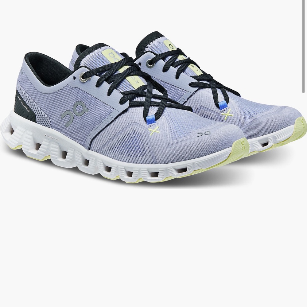 On Running Cloud Sneakers in Light Purple and Black